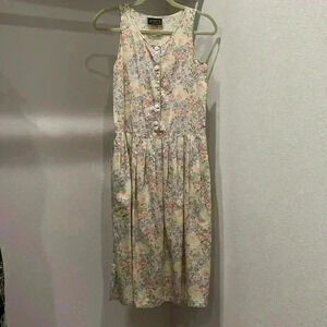 Women’s charter club petitions by Jane Huston floral dress